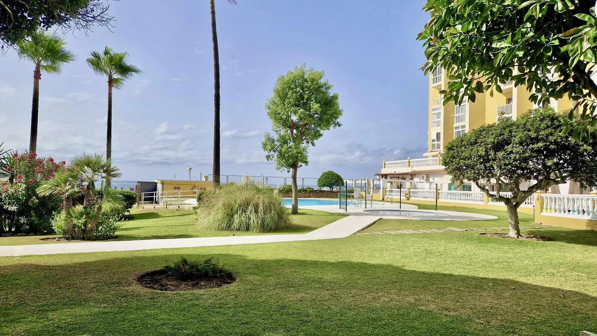 Sr Almirante 1ª Linea De Playa Apartment Sitio de Calahonda Spain