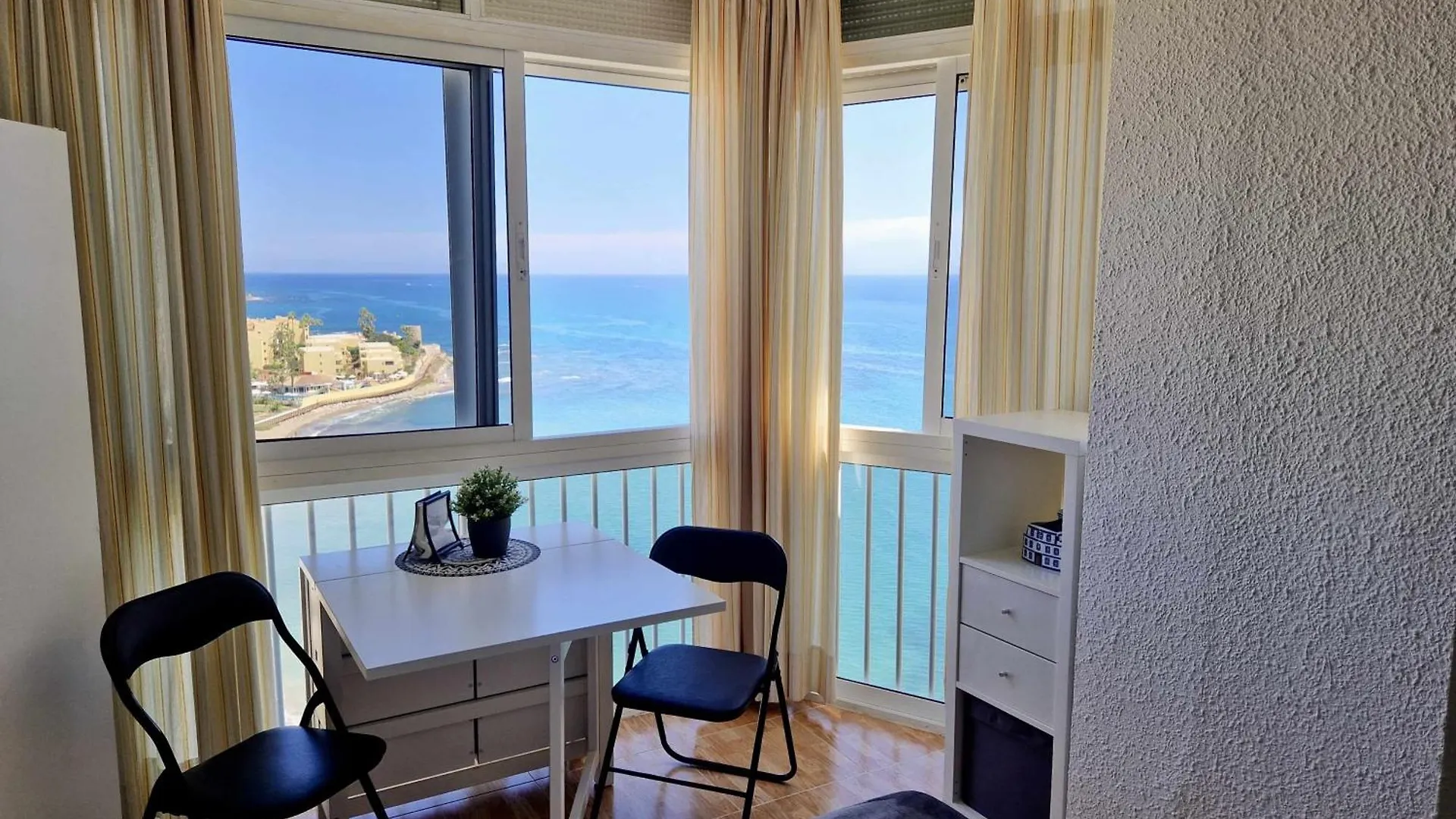Sr Almirante 1ª Linea De Playa Apartment Sitio de Calahonda 0*,