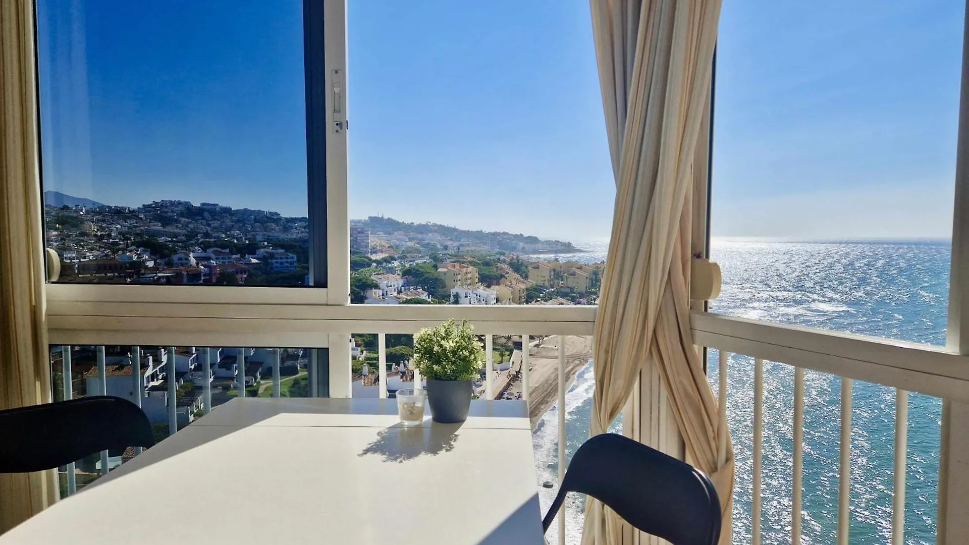 Sr Almirante 1ª Linea De Playa Apartment Sitio de Calahonda 0*,  Spain